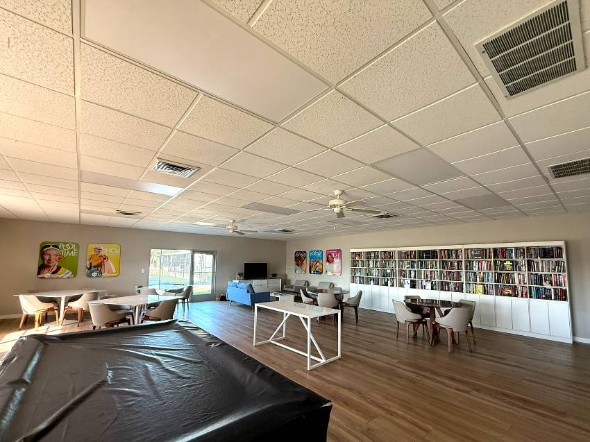 Bayshore Windmill Village - Mobile Home Community