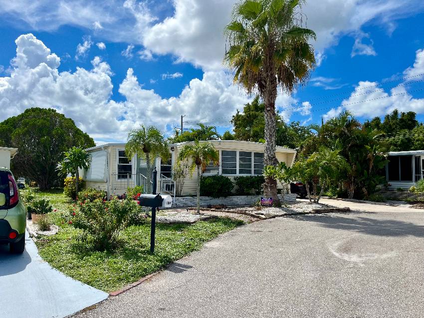 904 Vincent a Venice, FL Mobile or Manufactured Home for Sale