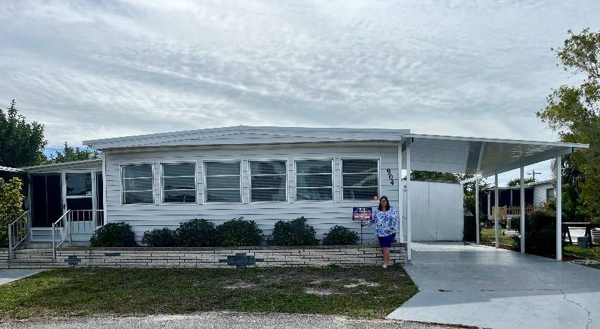 904 Freeport a Venice, FL Mobile or Manufactured Home for Sale