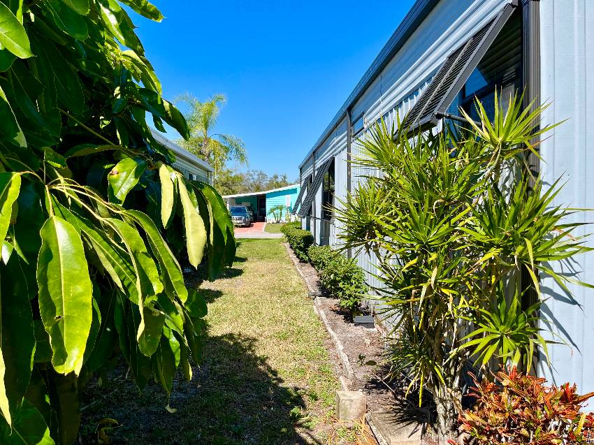 1199 N Indies Cir a Venice, FL Mobile or Manufactured Home for Sale