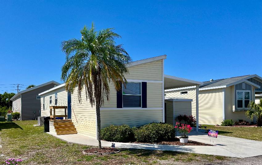908 Bonaire a Venice, FL Mobile or Manufactured Home for Sale