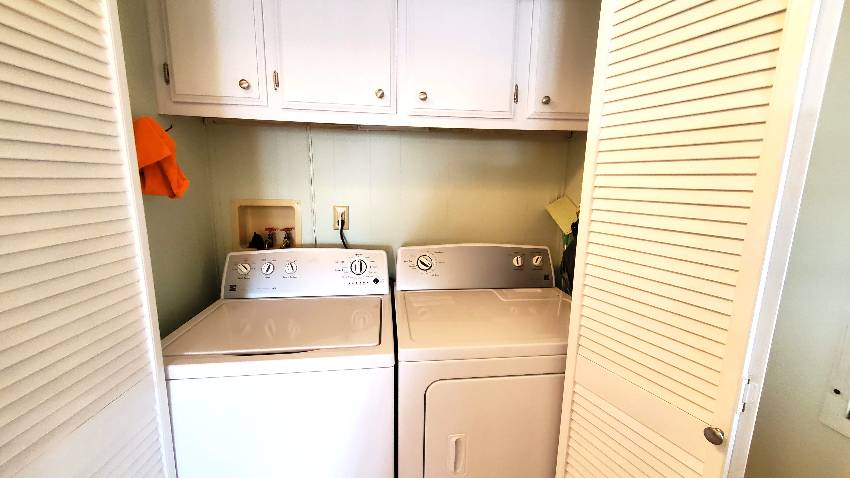 288 Apricot St a Bradenton, FL Mobile or Manufactured Home for Sale