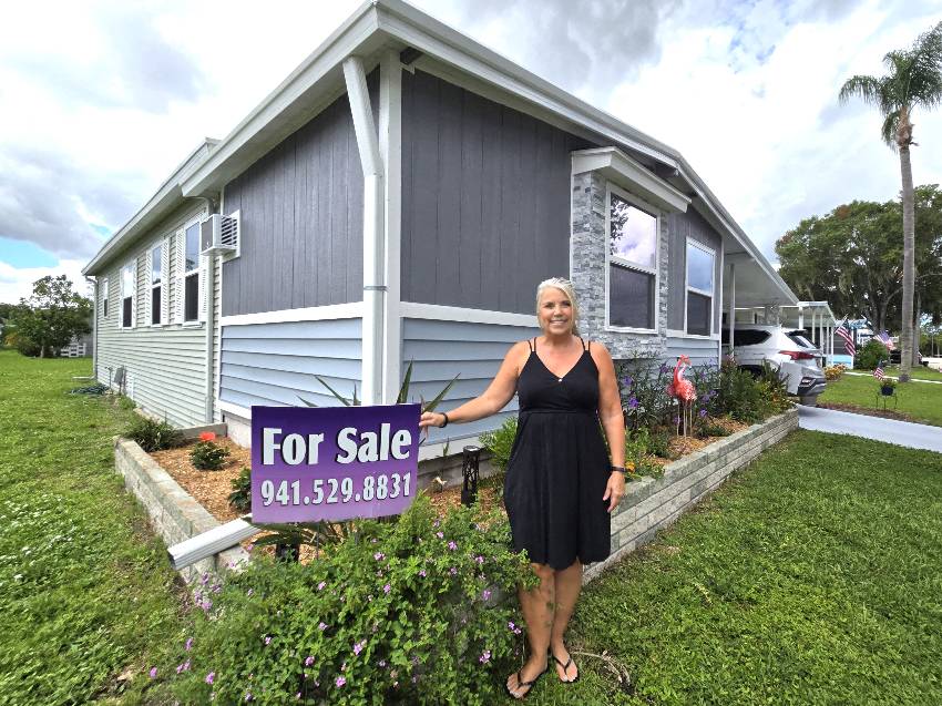 326 Colony Dr N a Ellenton, FL Mobile or Manufactured Home for Sale