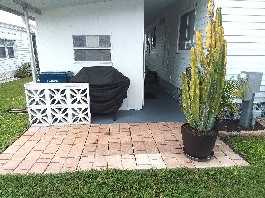 233 Mango St a Bradenton, FL Mobile or Manufactured Home for Sale