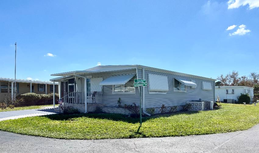 717 Allamanda Circle a Venice, FL Mobile or Manufactured Home for Sale