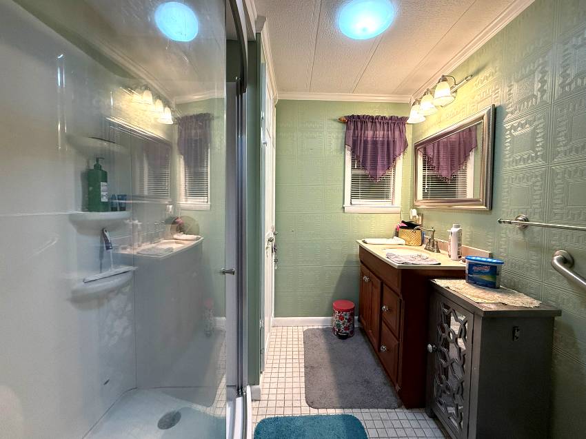 7624 Kings Drive a Ellenton, FL Mobile or Manufactured Home for Sale