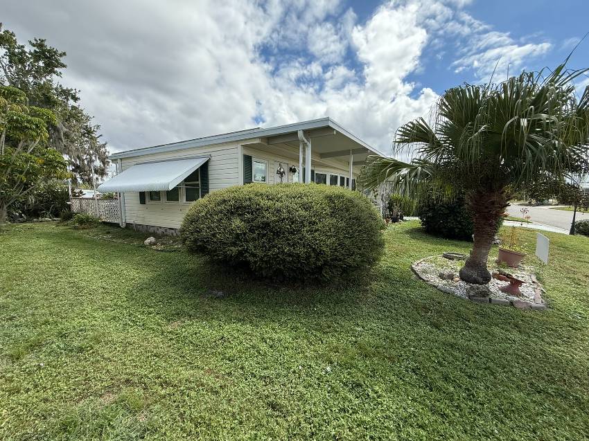 7624 Kings Drive a Ellenton, FL Mobile or Manufactured Home for Sale