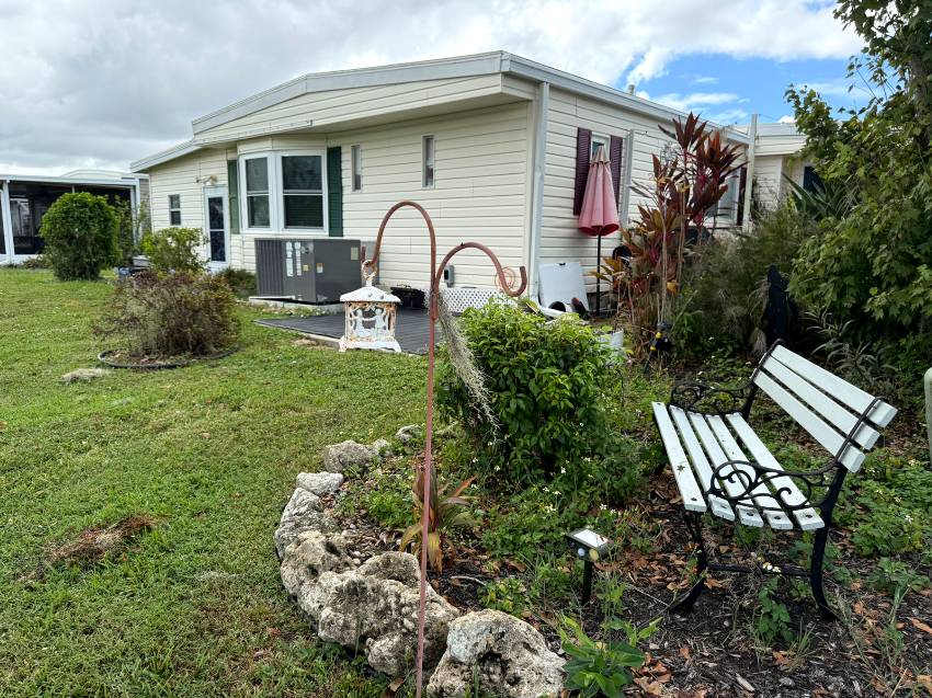 7624 Kings Drive a Ellenton, FL Mobile or Manufactured Home for Sale