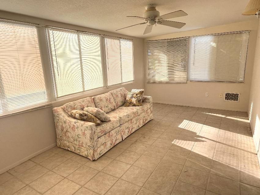 924 Zacapa a Venice, FL Mobile or Manufactured Home for Sale