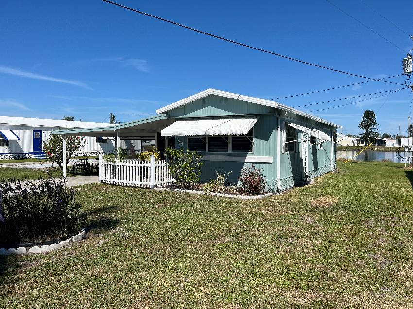 26 North Road a Palmetto, FL Mobile or Manufactured Home for Sale