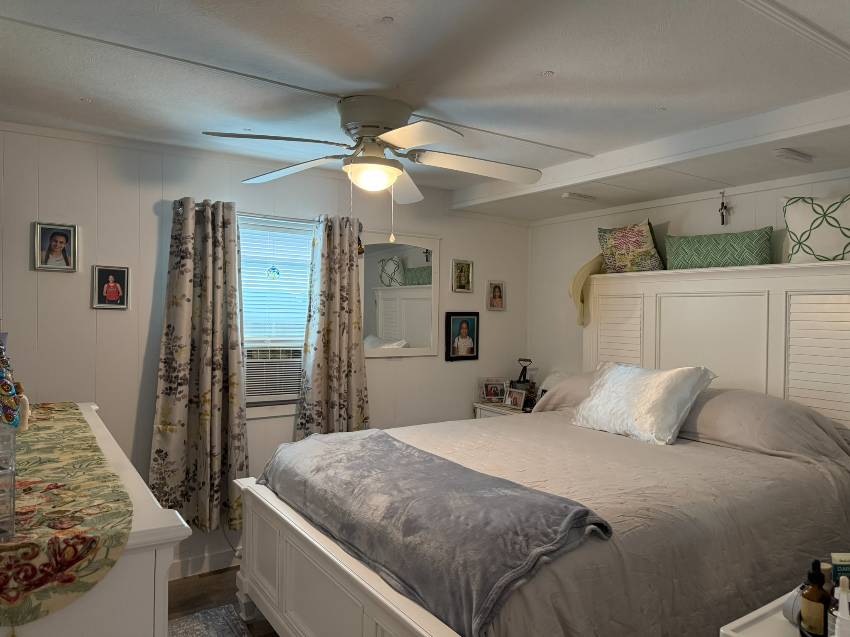 206 Heerleen Ave a Ellenton, FL Mobile or Manufactured Home for Sale