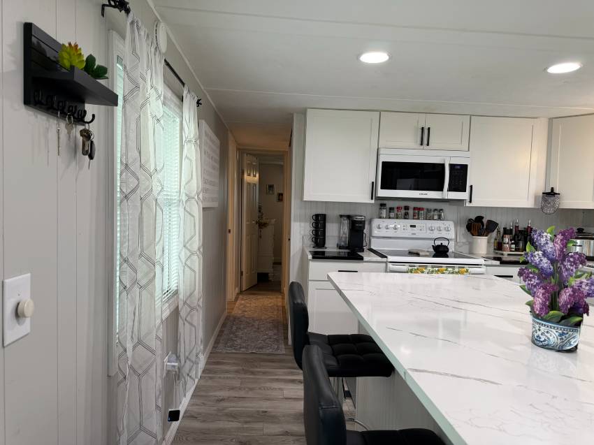 206 Heerleen Ave a Ellenton, FL Mobile or Manufactured Home for Sale