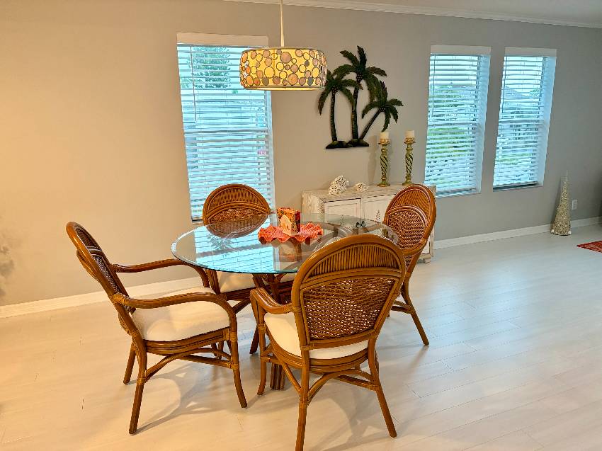968 Bonaire a Venice, FL Mobile or Manufactured Home for Sale