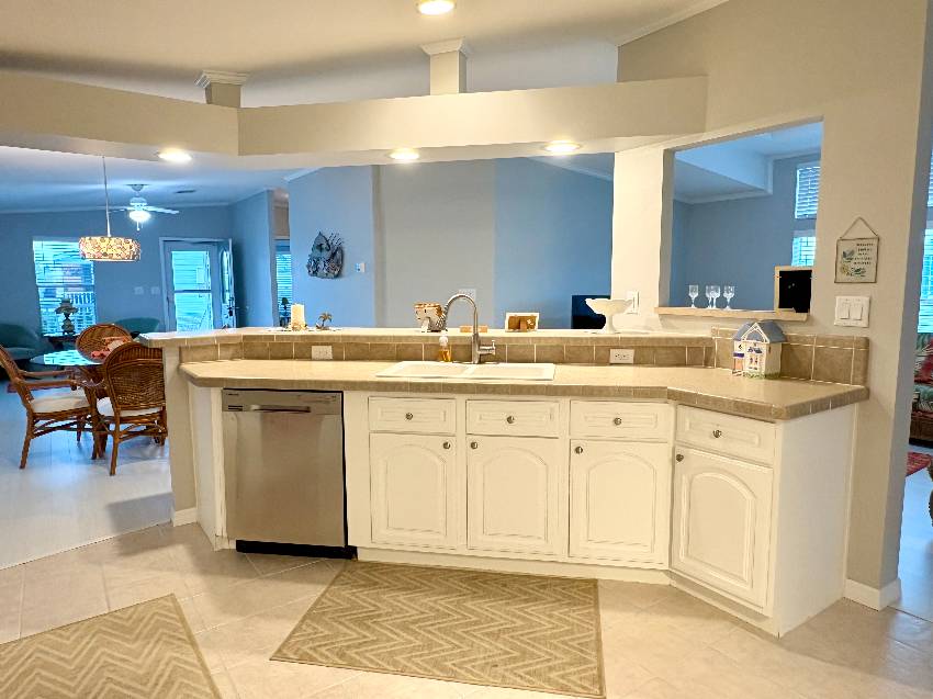 968 Bonaire a Venice, FL Mobile or Manufactured Home for Sale