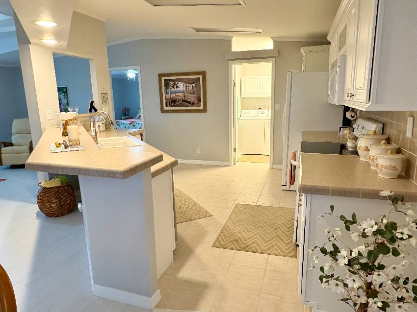968 Bonaire a Venice, FL Mobile or Manufactured Home for Sale