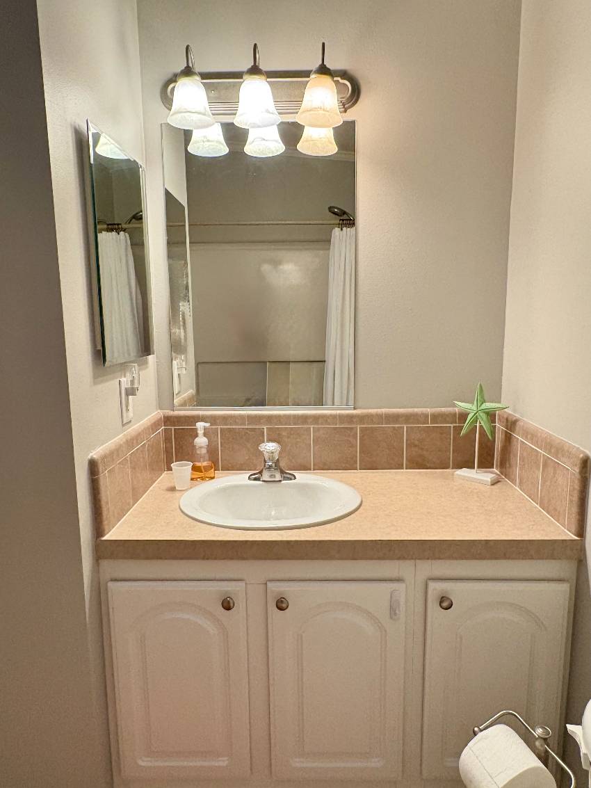 968 Bonaire a Venice, FL Mobile or Manufactured Home for Sale