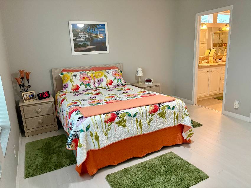 968 Bonaire a Venice, FL Mobile or Manufactured Home for Sale