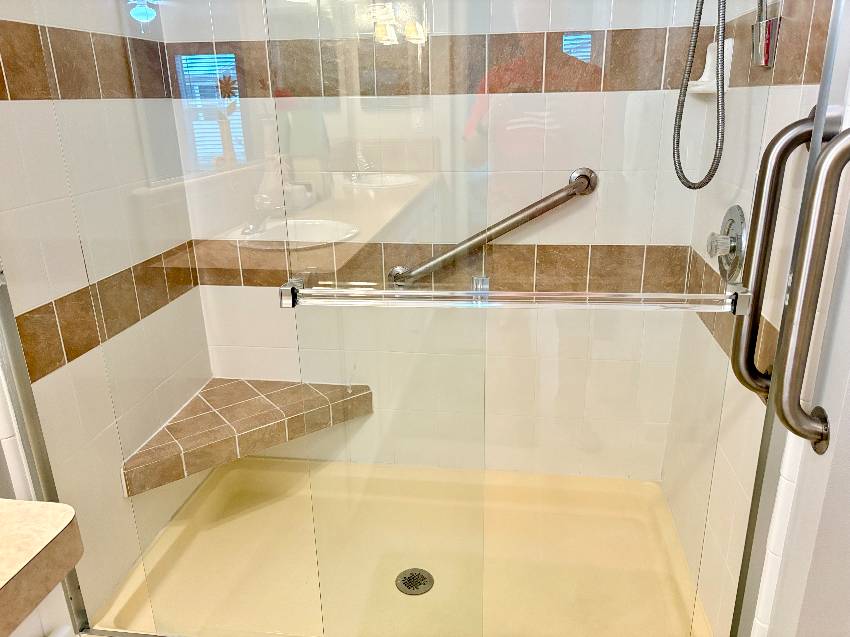 968 Bonaire a Venice, FL Mobile or Manufactured Home for Sale