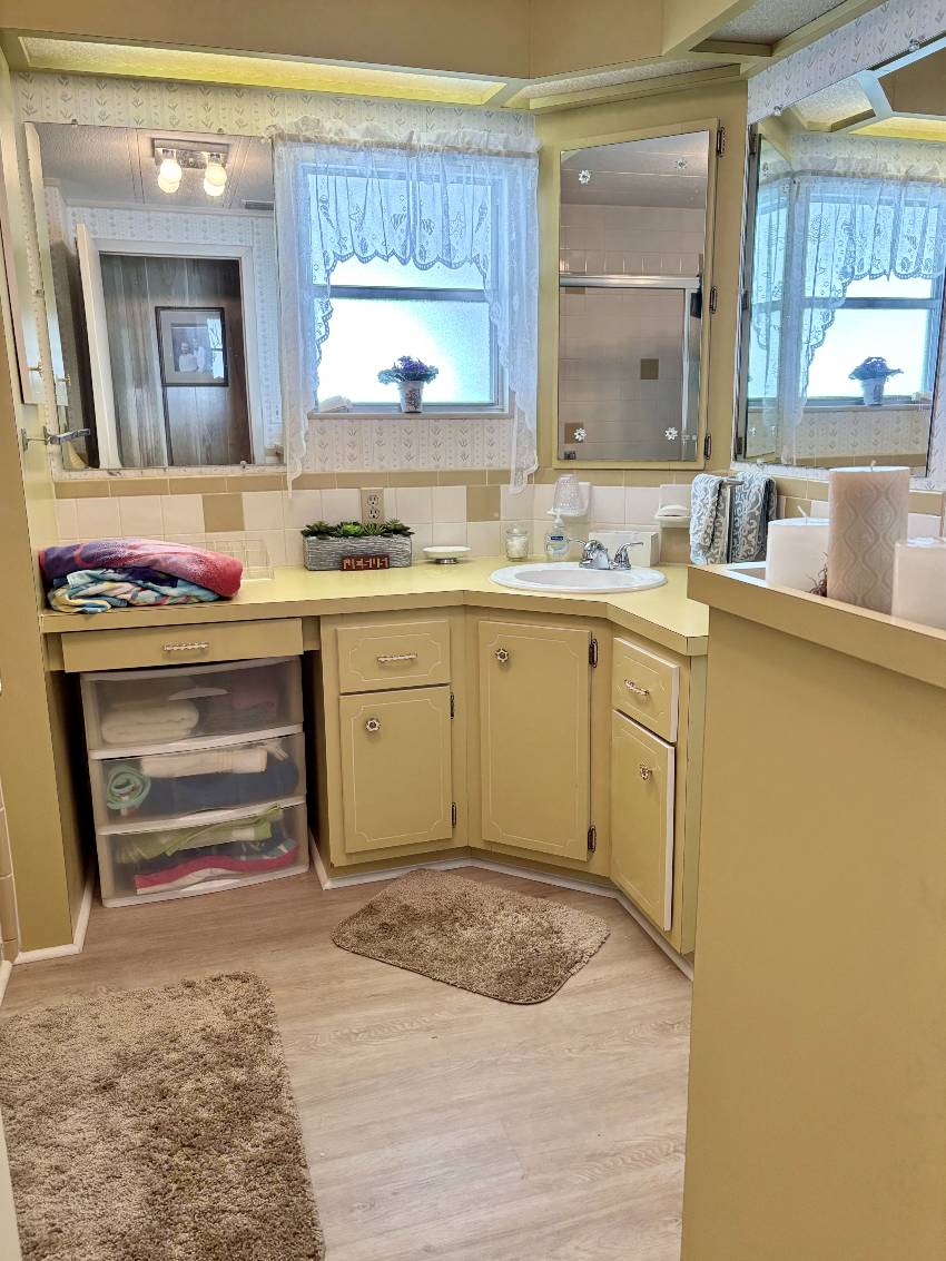 931 Vincent W a Venice, FL Mobile or Manufactured Home for Sale