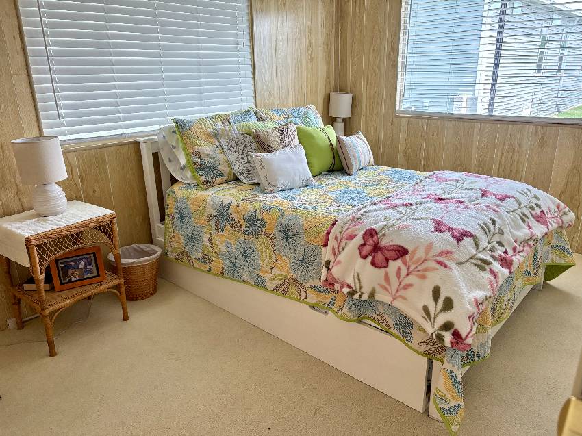 931 Vincent W a Venice, FL Mobile or Manufactured Home for Sale