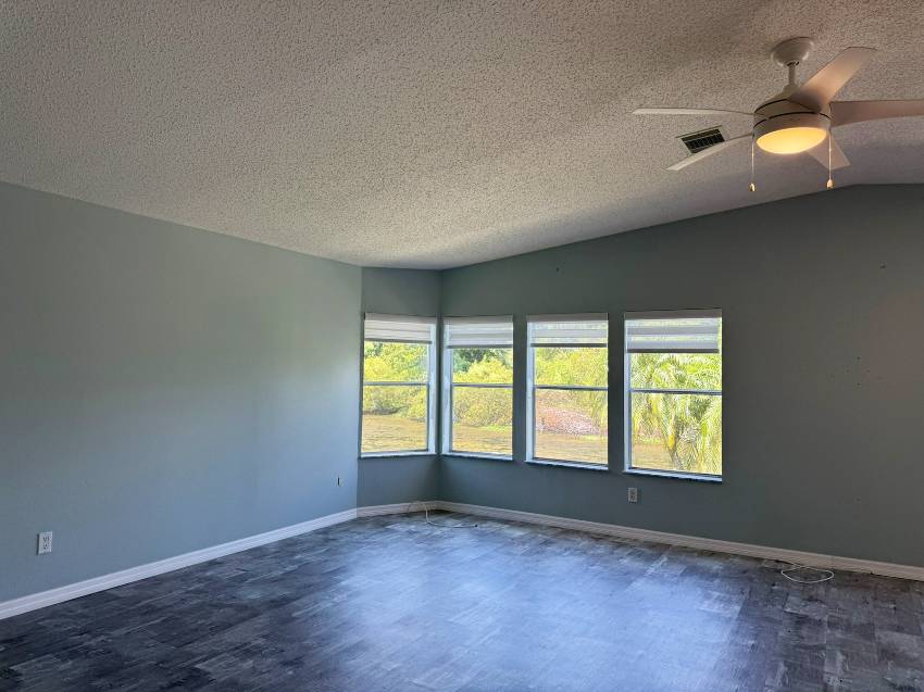 157 Palm Blvd a Parrish, FL Mobile or Manufactured Home for Sale
