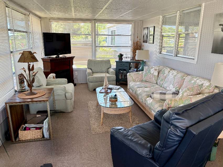951 Lucaya E a Venice, FL Mobile or Manufactured Home for Sale