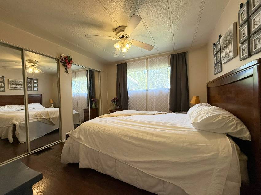 5 Tahitian a Ellenton, FL Mobile or Manufactured Home for Sale
