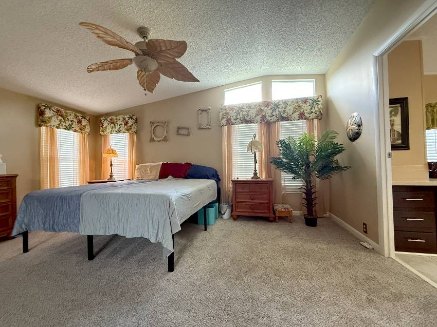 8111 Buena Vista Dr N a Ellenton, FL Mobile or Manufactured Home for Sale