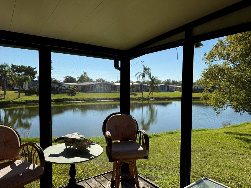 8211 Lakeshore Dr a Ellenton, FL Mobile or Manufactured Home for Sale