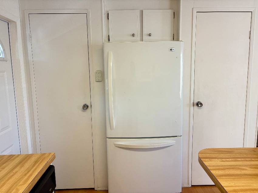 433 Bimini a Venice, FL Mobile or Manufactured Home for Sale