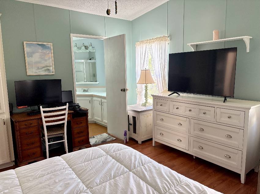 963 Roseau E a Venice, FL Mobile or Manufactured Home for Sale