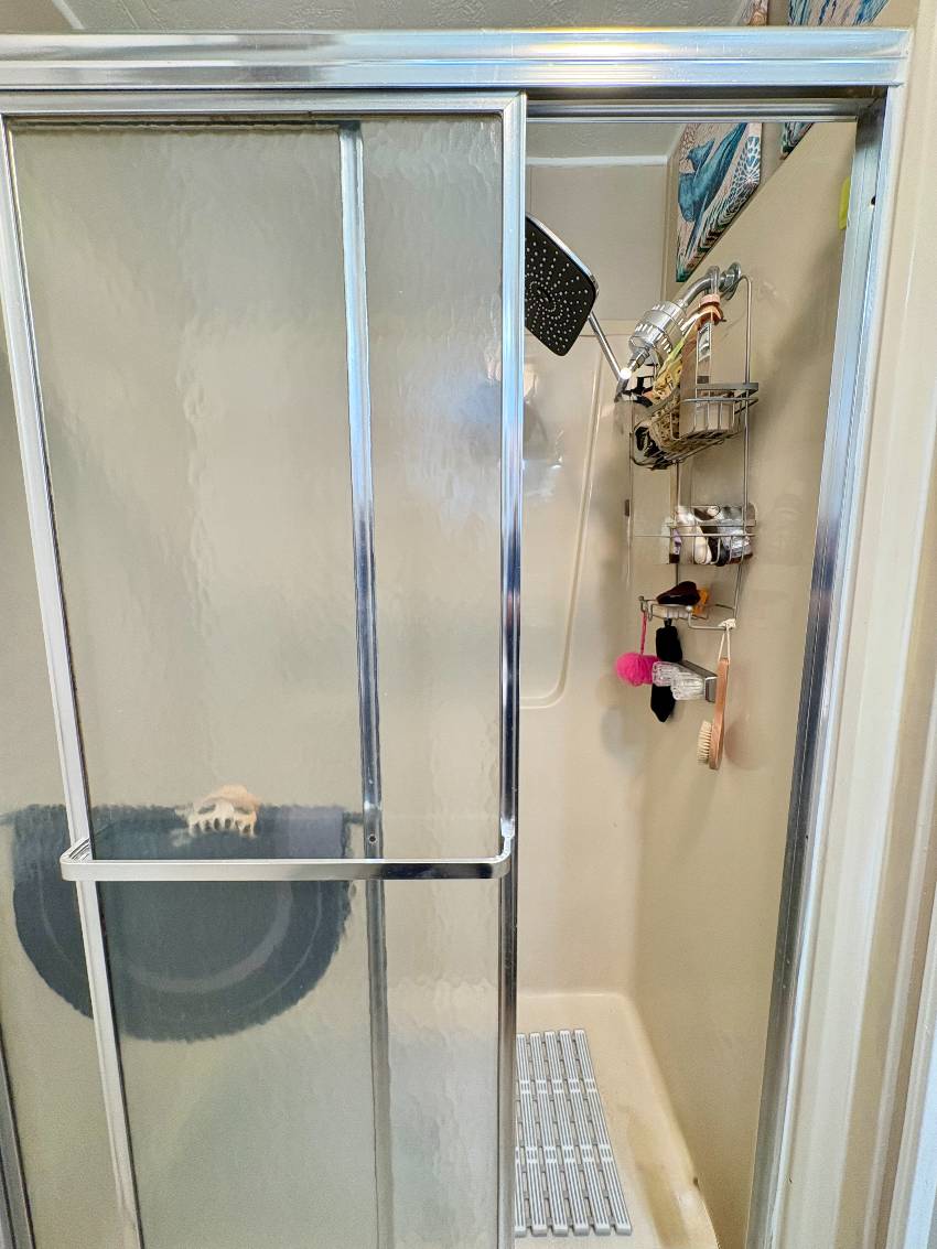 1302 S Indies Circle a Venice, FL Mobile or Manufactured Home for Sale