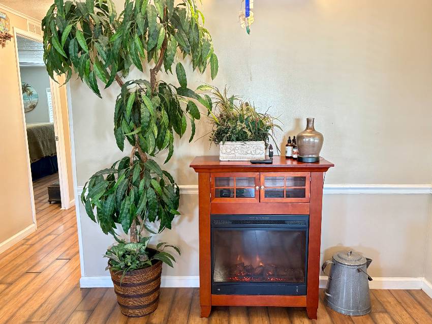 1302 S Indies Circle a Venice, FL Mobile or Manufactured Home for Sale