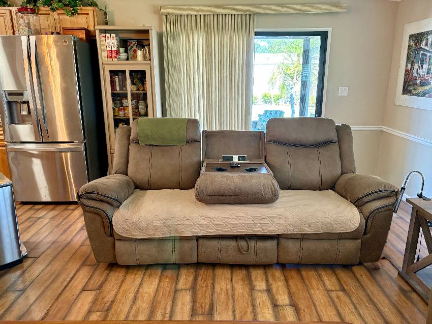 1302 S Indies Circle a Venice, FL Mobile or Manufactured Home for Sale