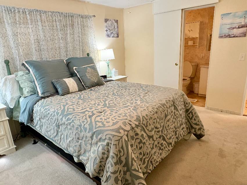 960 Nogoya E a Venice, FL Mobile or Manufactured Home for Sale