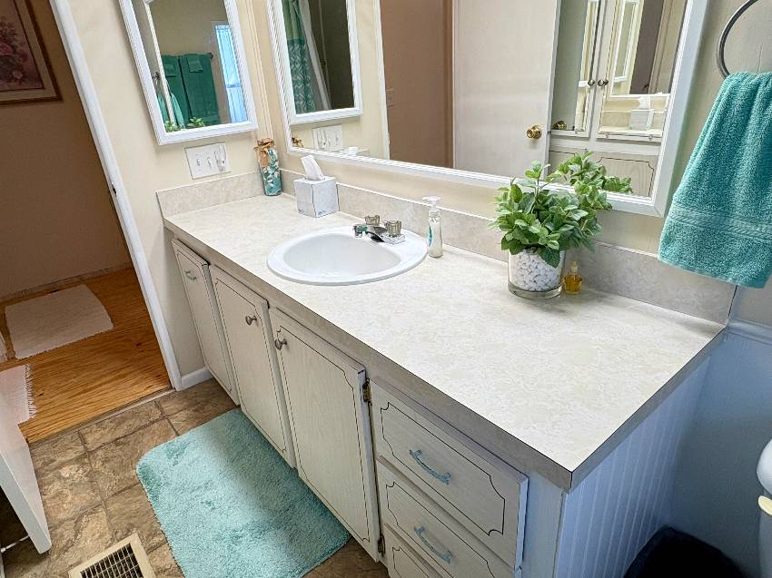 960 Nogoya E a Venice, FL Mobile or Manufactured Home for Sale