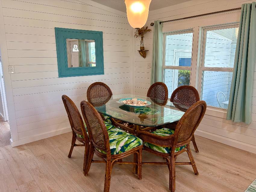 1304 S. Indies Circle a Venice, FL Mobile or Manufactured Home for Sale