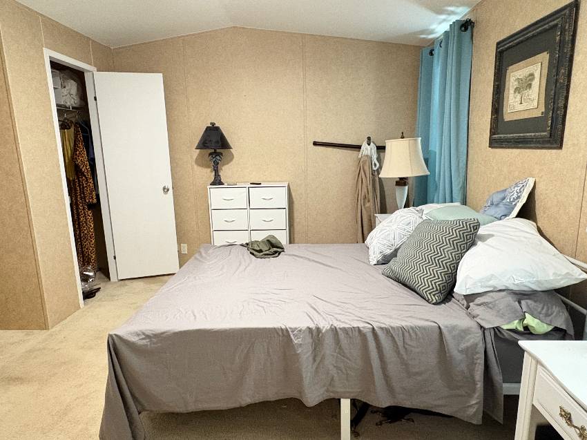 917 Guadalupe W a Venice, FL Mobile or Manufactured Home for Sale