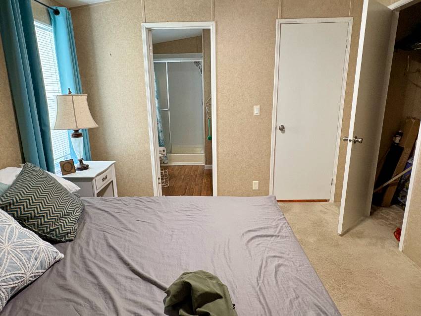 917 Guadalupe W a Venice, FL Mobile or Manufactured Home for Sale