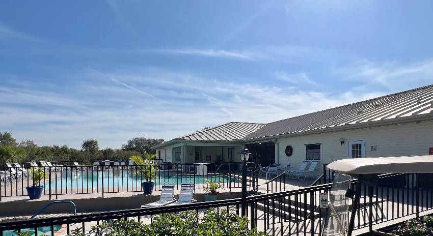 9833 Sucia Circle a Parrish, FL Mobile or Manufactured Home for Sale