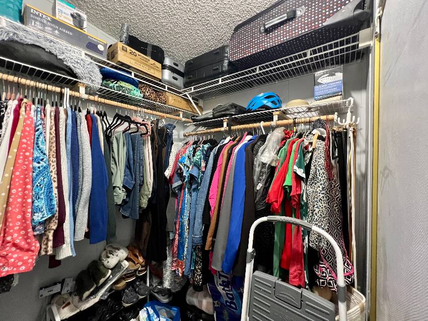 9833 Sucia Circle a Parrish, FL Mobile or Manufactured Home for Sale