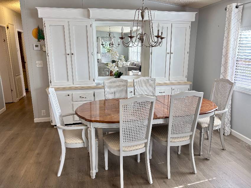 1172 Juanita Circle a Venice, FL Mobile or Manufactured Home for Sale