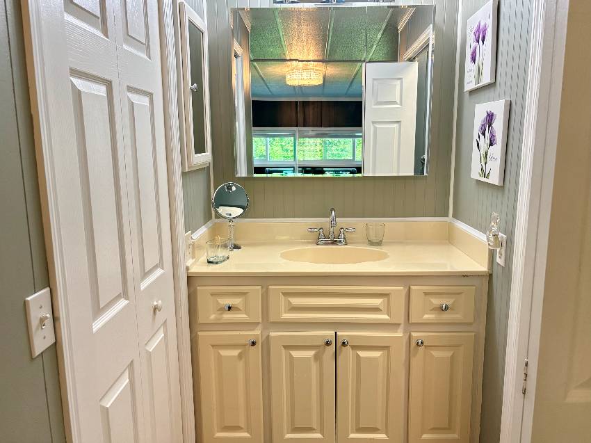 901 Inagua W a Venice, FL Mobile or Manufactured Home for Sale