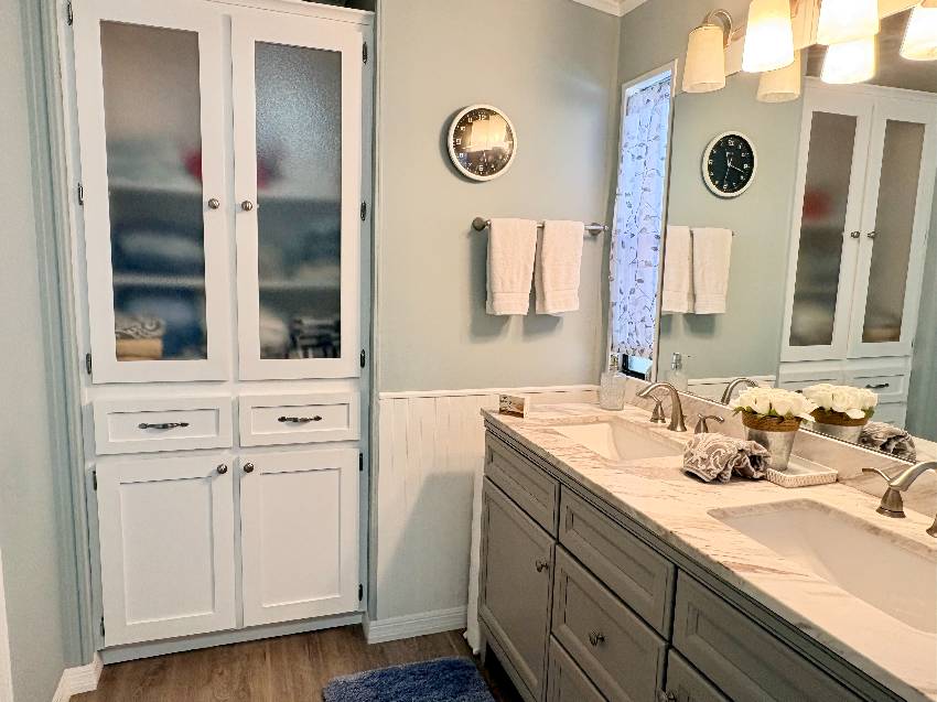 1286 S Indies Circle a Venice, FL Mobile or Manufactured Home for Sale