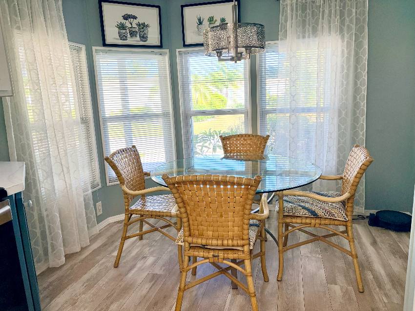 1286 S Indies Circle a Venice, FL Mobile or Manufactured Home for Sale