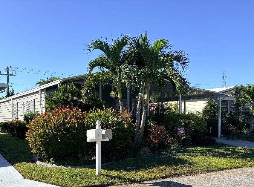 1286 S Indies Circle a Venice, FL Mobile or Manufactured Home for Sale