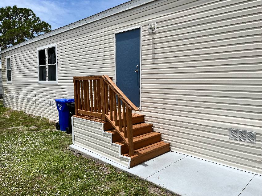 904 Lucaya a Venice, FL Mobile or Manufactured Home for Sale