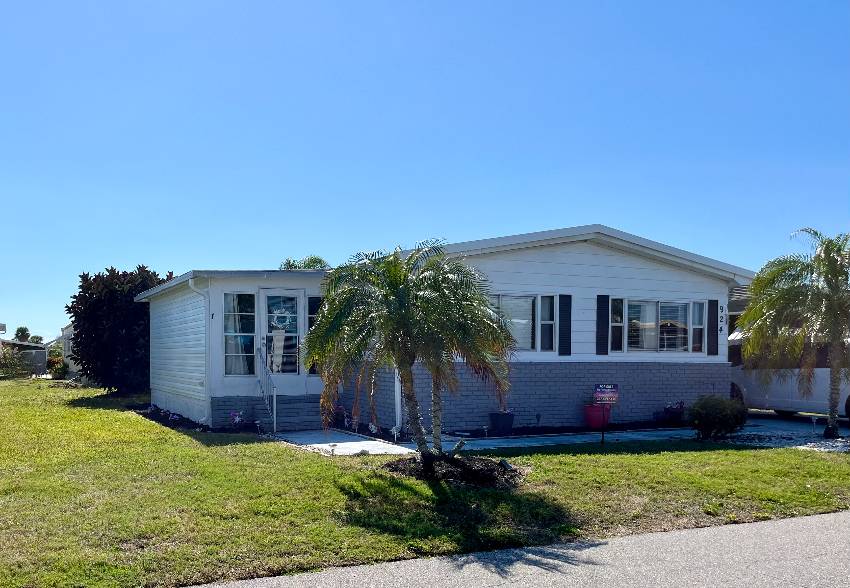 924 Nogoya a Venice, FL Mobile or Manufactured Home for Sale