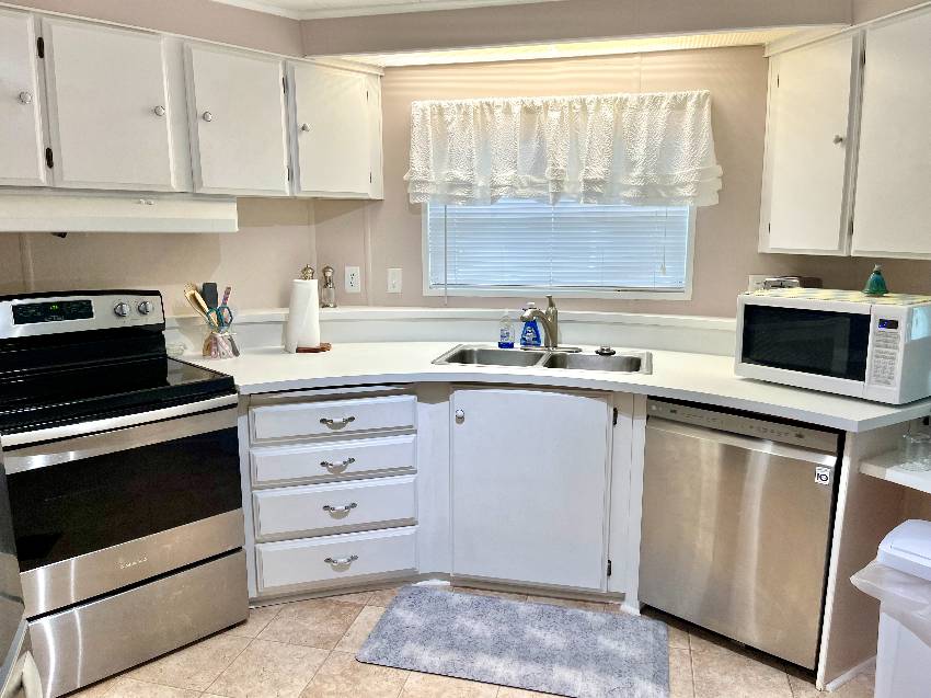 462 Zacapa a Venice, FL Mobile or Manufactured Home for Sale
