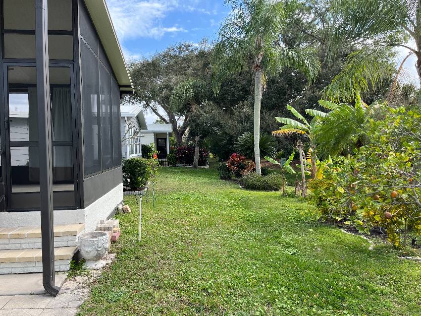 1207 N Indies Cir a Venice, FL Mobile or Manufactured Home for Sale